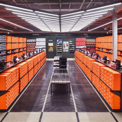 a7 hoesje nike|Nike Factory Stores.